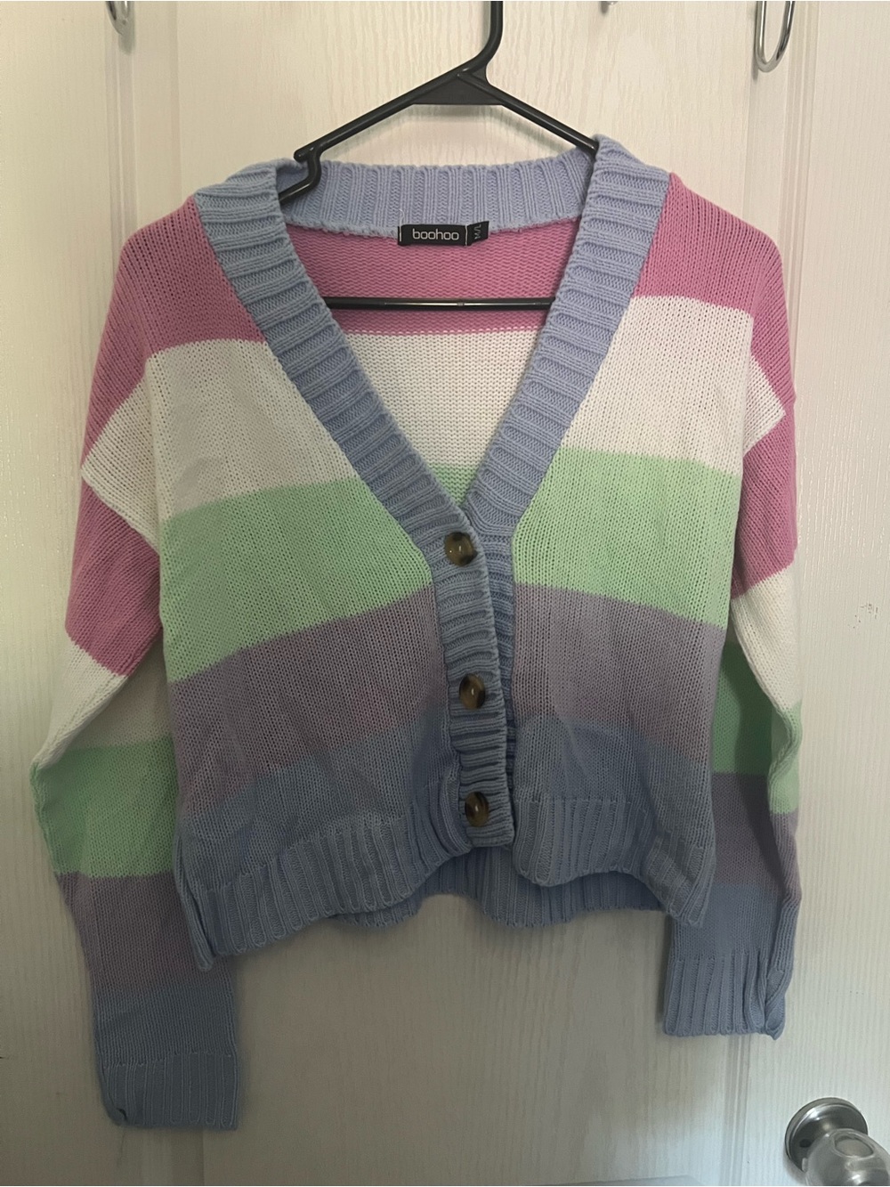Boohoo Pastel Multi-Stripe V-Neck Button Cardigan in Pink, Mint & Blue